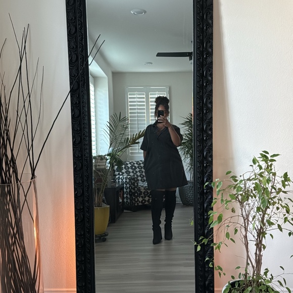 Meet your Posher, Nicole - Picture 3 of 12